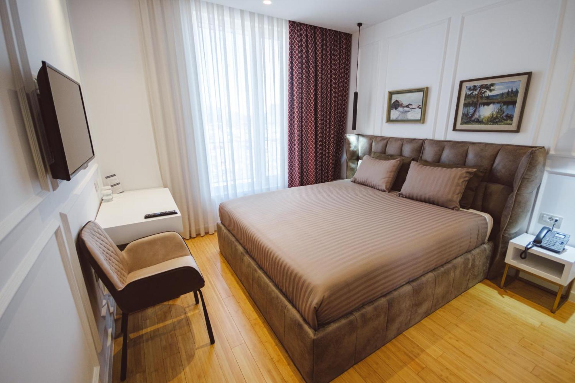 Star Hill Hotel & Spa Pristina Exterior photo